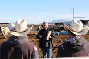 Dr. Robert Hagevoort delivering animal handling live-demonstration